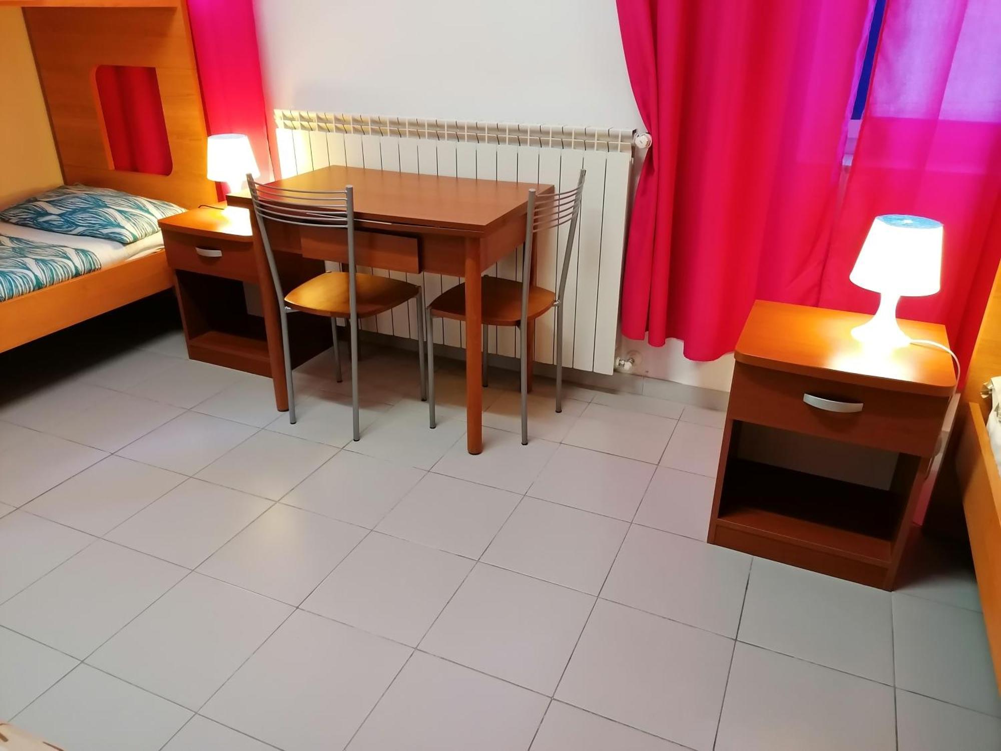 פראמורה Perla Del Levante Hostel חדר תמונה