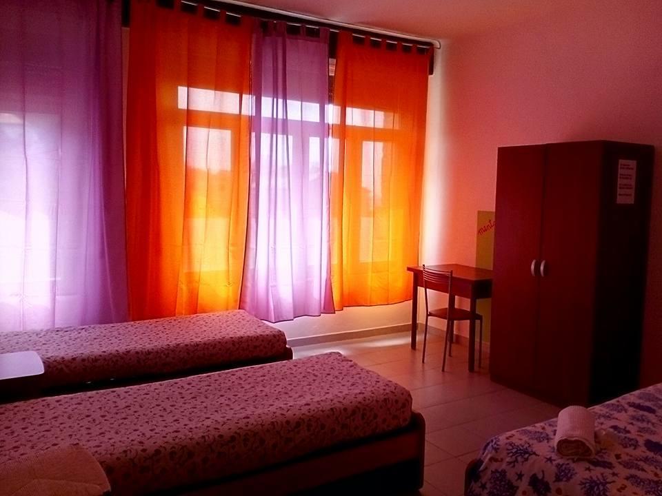 פראמורה Perla Del Levante Hostel מראה חיצוני תמונה