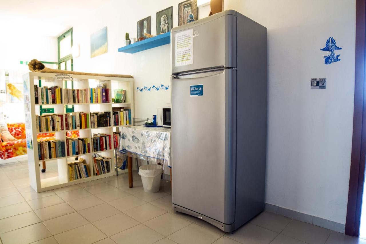 פראמורה Perla Del Levante Hostel מראה חיצוני תמונה